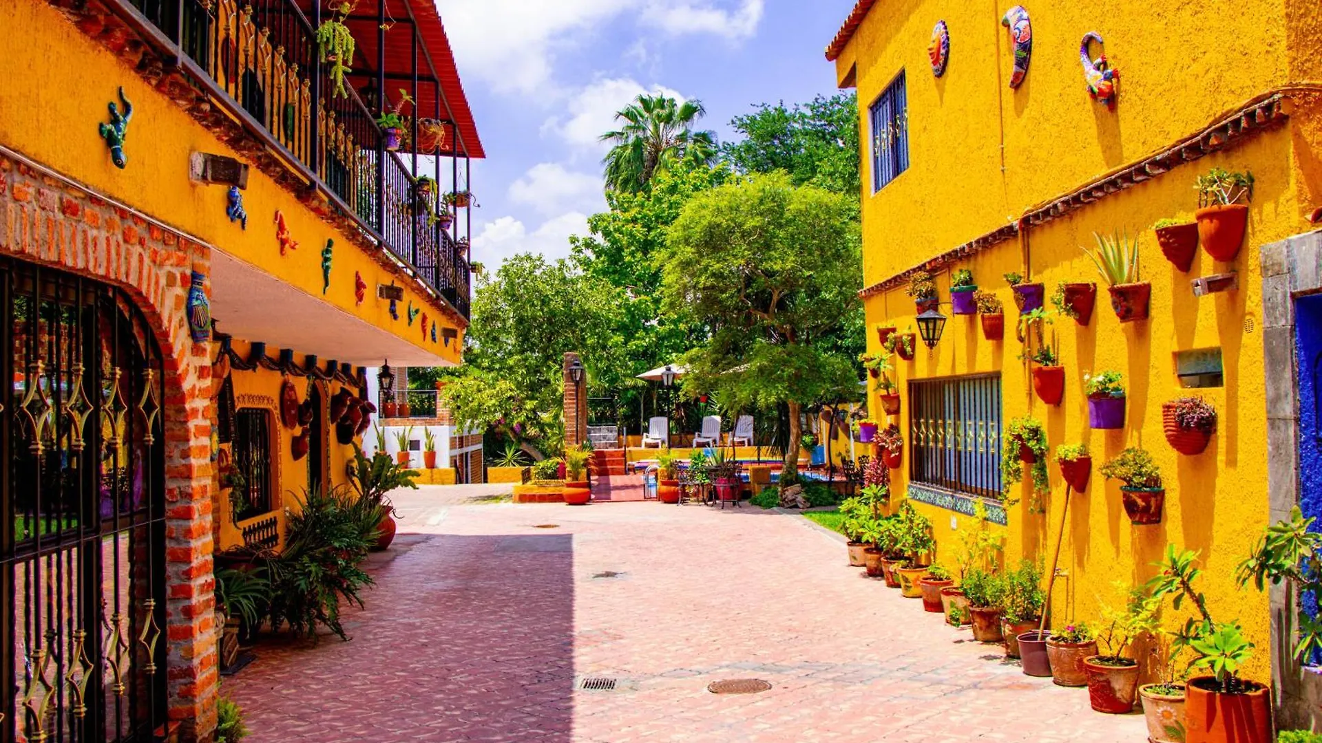 Posada Margaritas Tlaquepaque 3*,