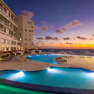 Hotel Cyan & ****